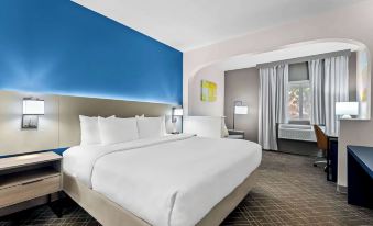 Comfort Suites Denver North - Westminster
