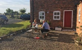 Quaint 4 Bed Barn Conversion Barnhouse Starshinezz