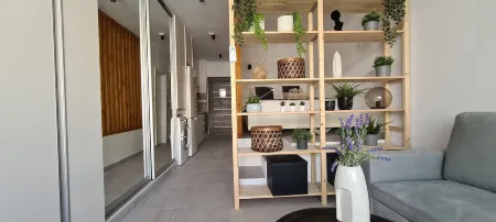 Phaedrus Living: Seaside Luxury Flat Athina 123