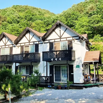Jirisan Yeonriji Pension Hotels near Byeoksongsa