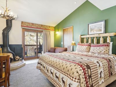 Ponderosa Lodge