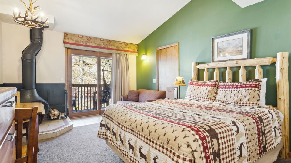 Ponderosa Lodge