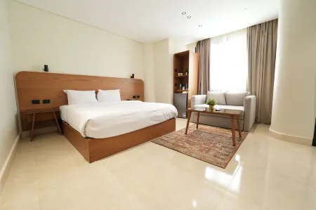 NewCity Hotel & Suites