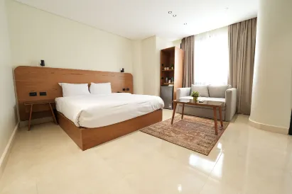 NewCity Hotel & Suites