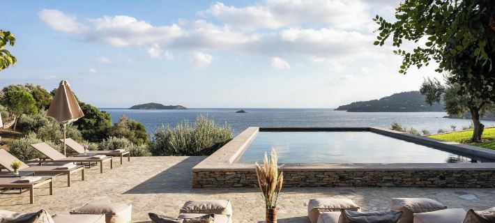 Pelagoon Skiathos Hotels in Skiathos