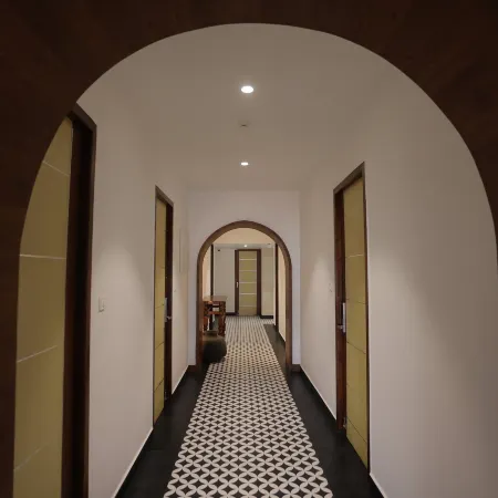 Pondy Heights - Suites and Studios
