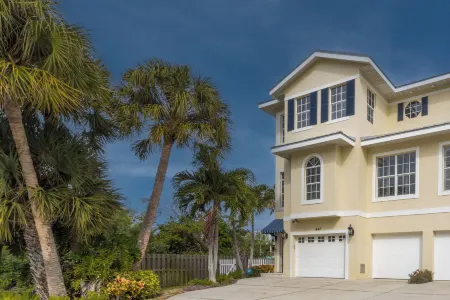 Siesta Key Island Rentals Отели в г. Сиеста-Ки