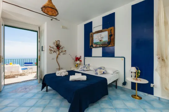 根納羅住宅酒店