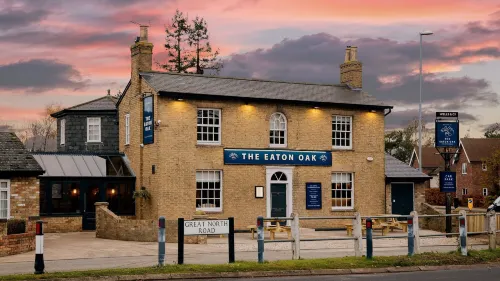 The Eaton Oak Hotel di Saint Neots