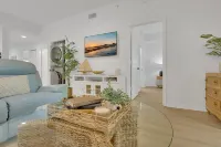 Relax & Unwind in Bonita Springs – Stylish Condo Near Beaches, Dining & Golf!