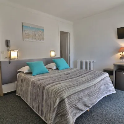 Hôtel le Chardon Bleu Hotels near Pampelonne Beach