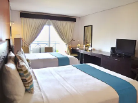ธันเดอร์เบิร์ด รีสอร์ท - โพโรพอยท์ โรงแรมในซานเฟอร์นันโด