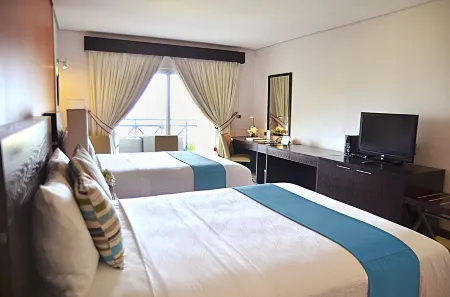 Thunderbird Resorts - Poro Point