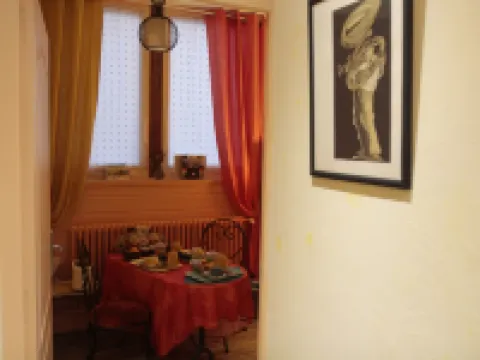 Les Ateliers d'Art Modiste et Formier Hotels in Roanne