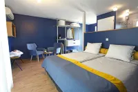 La Petite Couronne, Ecolodge & Lofts Hotels in Souprosse