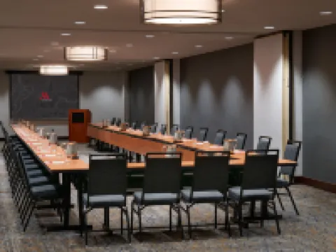 Kansas City Airport Marriott Hotels in Platte County