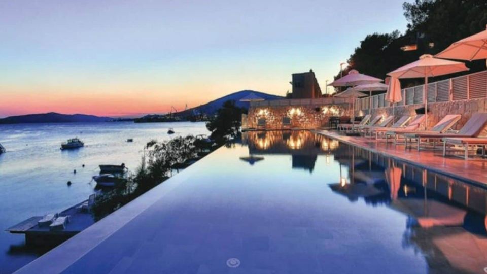 Livingstone Beach House