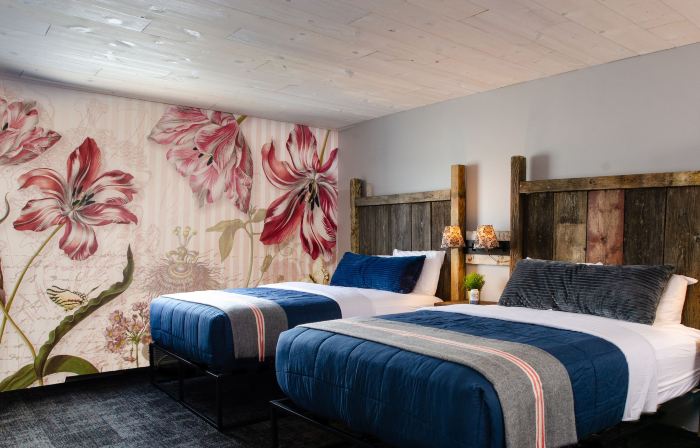 Vintage Block Inn & Suites