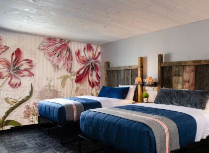 Vintage Block Inn & Suites