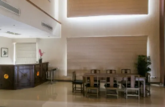 ลากอส โอเรียนทัล โรงแรม