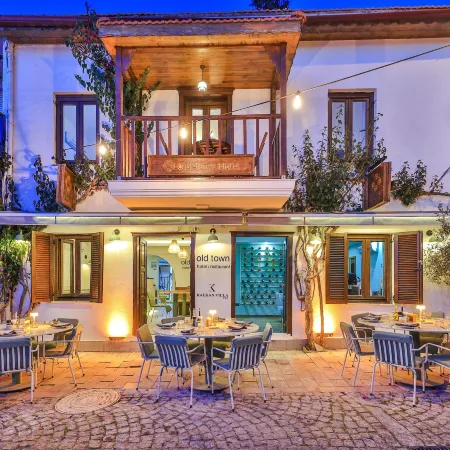 Old Town Hotel Kalkan Отели рядом с достопримечательностью «Пляж Капуташ»
