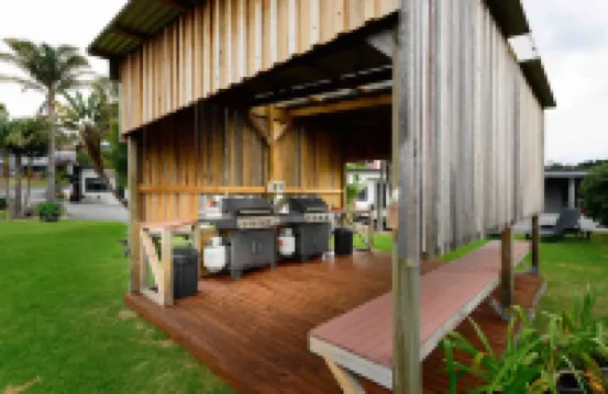 Georges Bay Apartments