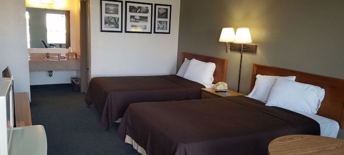 Travelers Inn & Suites Hotels in Sumter County