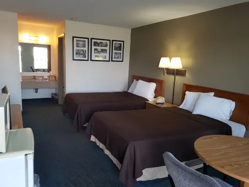 Baymont by Wyndham Sumter Northwest - parking