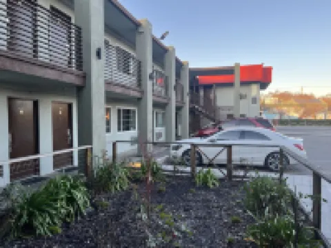 Days Inn by Wyndham Chico Hotels in Chico