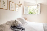 Hostellerie de l'Abbaye de La Celle - Teritoria Hotels in Saint-Maximin-la-Sainte-Baume