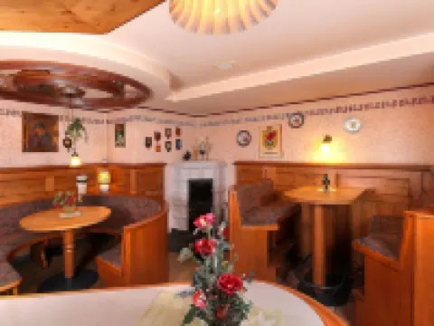 ランドガストホフ ハウス ツア ゾンネ ハレンベルクのホテル