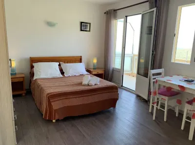 Les Asphodèles فنادق في Galeria