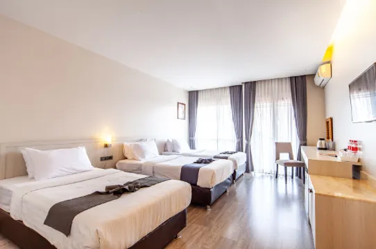 ห้องซูพีเรียร์ 3 ที่นอน