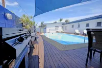 Bali Hi Motel - Beach