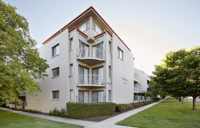 Pinnacle Apartments