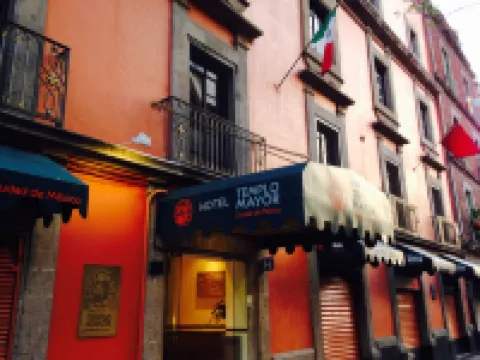 Hotel Templo Mayor โรงแรมใกล้ย่านประวัติศาสตร์เม็กซิโกซิตี้