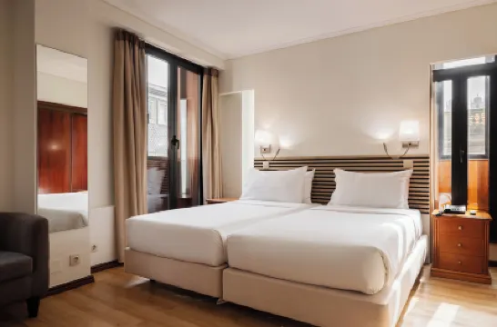 Hotel da Bolsa Отели в г. Порту