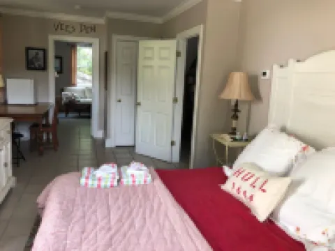 โจเซฟีนส์ เบดแอนด์เบรคฟาสต์