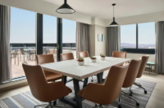 Washington Dulles Marriott Suites Hotels in Herndon