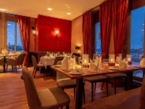 ホテル スパイヒャー アム ツィーゲルジー シュヴェリーンのホテル