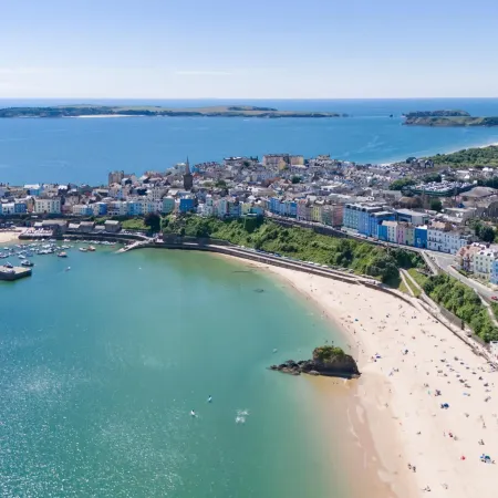 Nash House - Seafront With Parking Close to Town