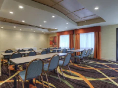 スリープ イン & スイーツ ノックスビル ウエスト ファラガットのホテル