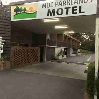 Moe Parklands Motel Hotel Exterior