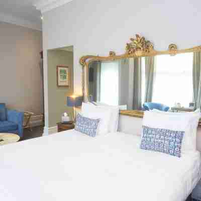 Embankment Hotel Rooms