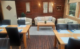 Minniborgir Cottages & Restaurant