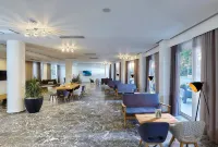 Vasia Royal Hotel