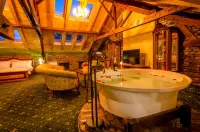 Jmr Royal - Hot Tub