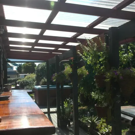 Moanarua Beach Cottage
