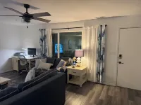 3 BR End Unit Rowhouse 1 Mile to Bethany Boardwalk, Walk to Shops & Restaurants
