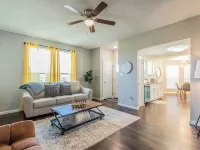 Lone Star Haven for 8 Hotels in Burleson